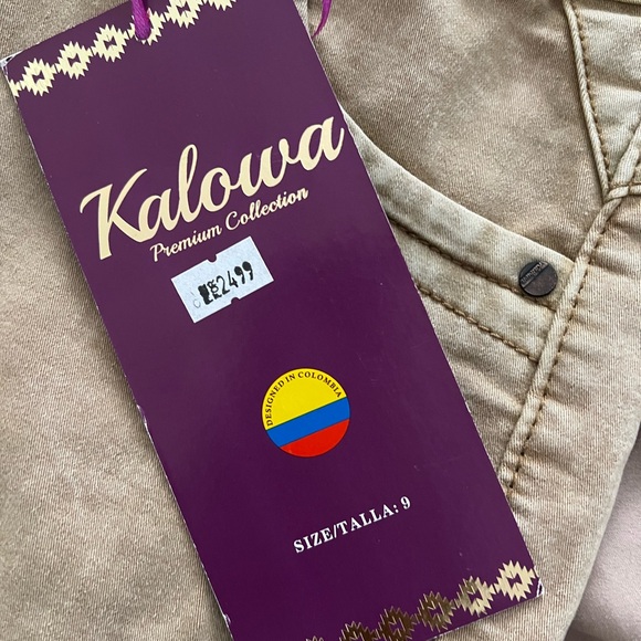 Colombian Push Up Jeans - Picture 4 of 13